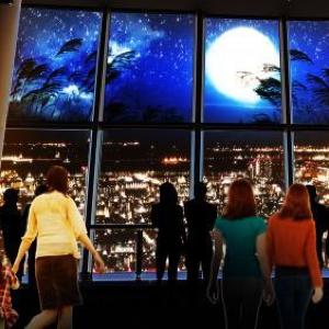 夜景評論家がスカイツリーの夜景をプロデュース 映像&音で迫力の演出