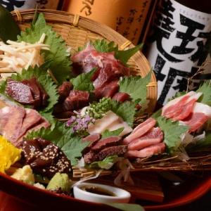 4800円相当の「馬刺し12種盛り」が1000円! 肉の日は浅草へ急げ