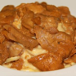 「脳ミソ」のような見た目にギョッ...! 「生パスタ モンスター」にウニだらけの贅沢パスタが新登場