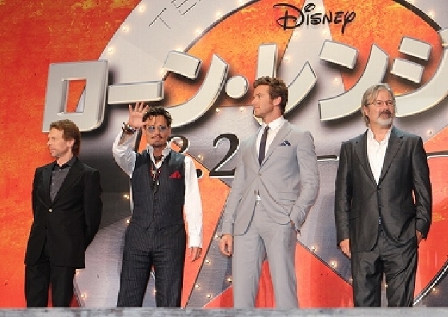 映画「ローン・レンジャー」／ジョニー・デップ来日　パイレーツトリオが魅せる冒険アクション