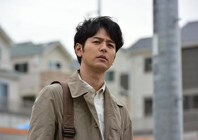 映画「愚行録」公開初日舞台あいさつ／人間の愚かさを感じ取ることができ役立つものがある