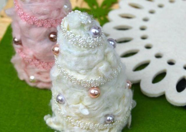 クリスマスプレゼント探しに。 ハンドメイドマルシェ開催