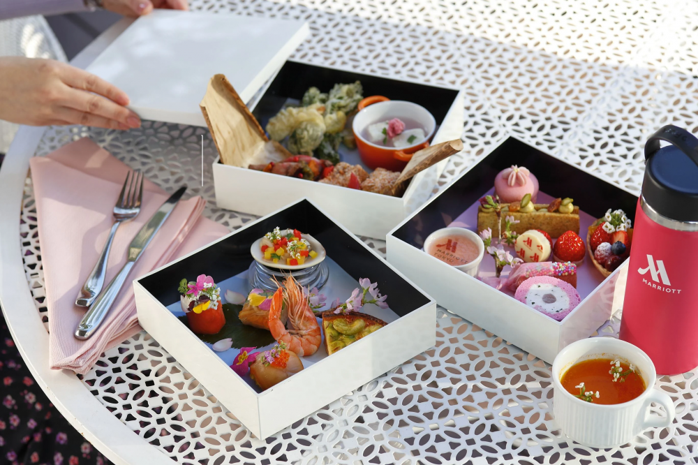 桜を愛でながら堪能できるお重スタイルのランチメニュー 東京バーゲンマニア