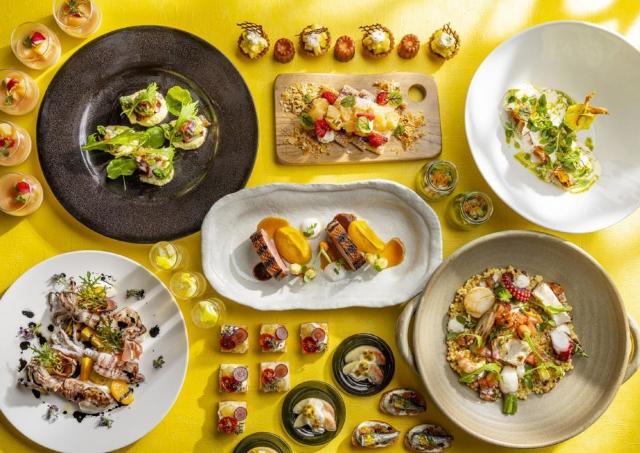 16種類の前菜と11種類のデザートをブッフェスタイルで食べ放題。夏の美味しい食材をたっぷり楽しめるランチブッフェ