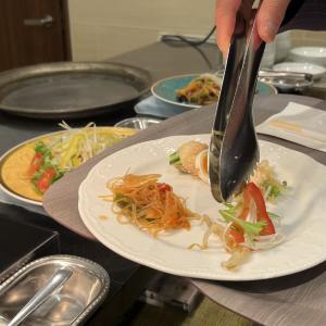 【ホテルスタッフ直伝】食べ放題を100％楽しむ、目からウロコなコツ9つ「サラダは無理せず食べなくてOK」