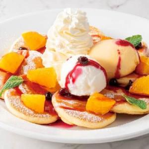 朝食にもデザートにもぴったり！ガスト・デニーズ・ロイホ...ファミレスチェーン3社のパンケーキまとめ。