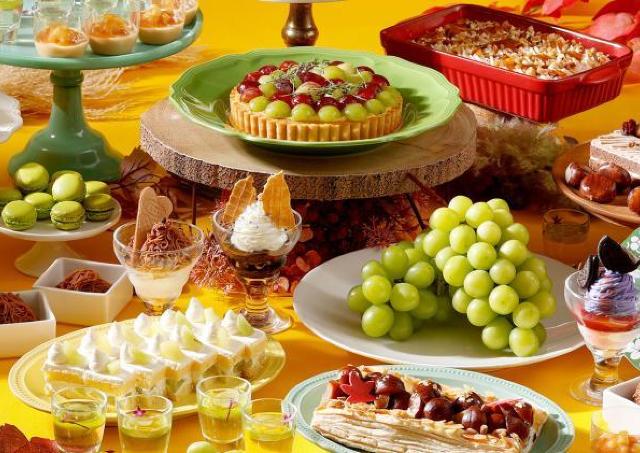 シャインマスカット食べ放題！マロンスイーツも楽しめるスイーツブッフェ