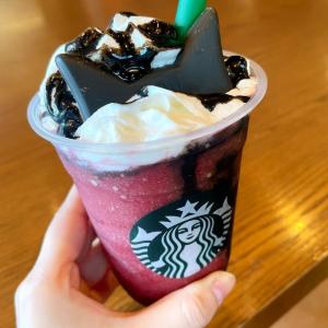 【スタバ新作】「リピ確定」「予想以上」と早くも話題。黒猫モチーフのキュートな限定フラペチーノ、発売日に本音レビュー。