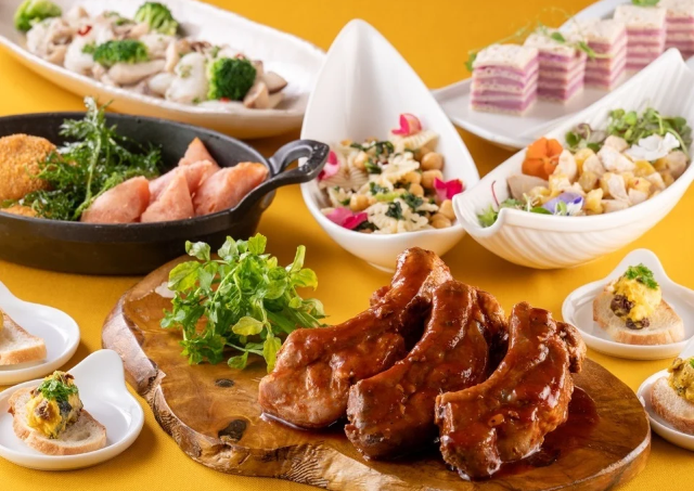 ランチビュッフェで秋のごちそうを味わう