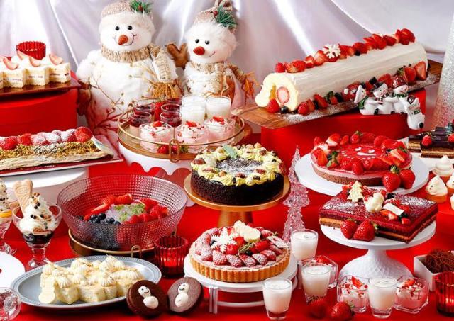 ストロベリーフェアの第一弾はクリスマスの雰囲気たっぷり