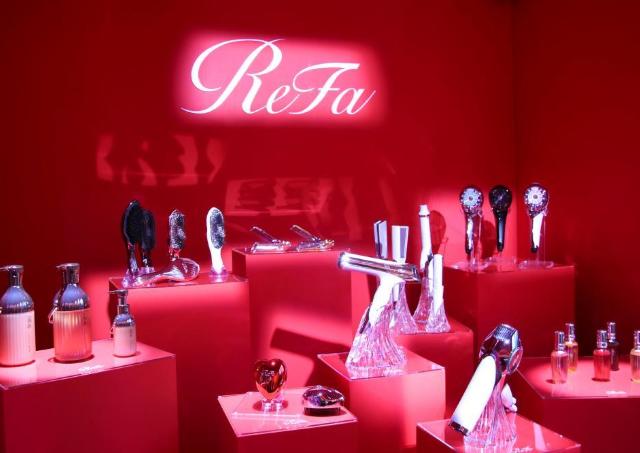 自分へのご褒美ギフトは憧れの「リファ」で。QOLアップ間違いなし、編集部が推す