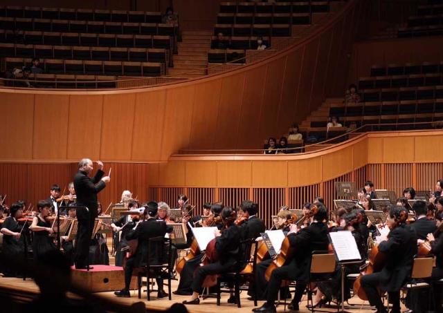 華やかなホリデーシーズンを盛り上げる音楽イベント