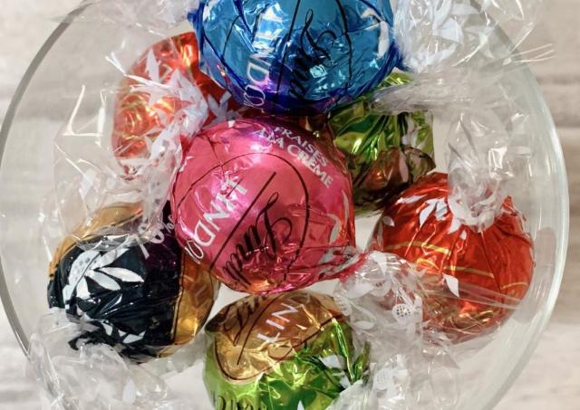《半額クーポン》バレンタイン直前にリンツのチョコをお得にゲット！リンドールの詰め合わせが対象♡