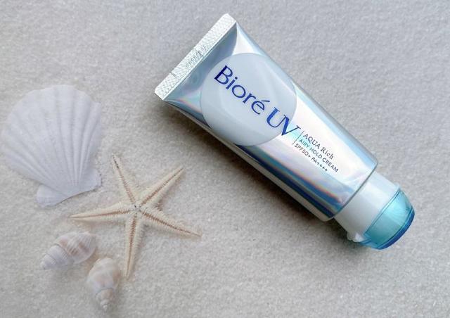 まるでホイップ？新感覚の使用感！2月7日発売のビオレUV「呼吸感ベールUV」の使い心地が最高すぎた《使用感レポ》