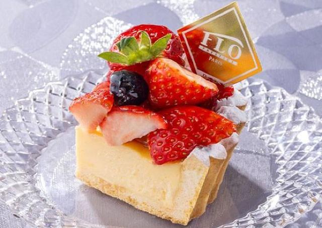 華やかビジュで手土産にもぴったり♡フロプレステージュの桜＆いちごスイーツ3選