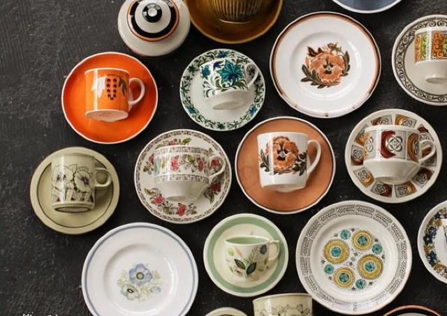 時と場所を超え集まったヴィンテージ食器たち