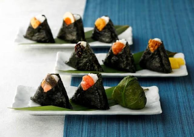 東横インの無料朝食、通称おにぎりビュッフェが話題。「朝から5個も」「理想のビジホ朝食」