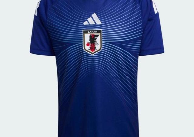 【サッカーW杯】日本代表ホームユニ、今のうちにゲットしておきたい。通販ではサイズ欠けも...。