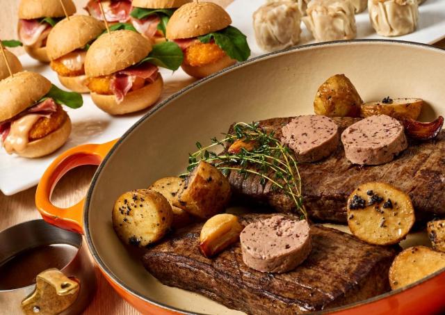 多彩な肉料理とビールを堪能しよう
