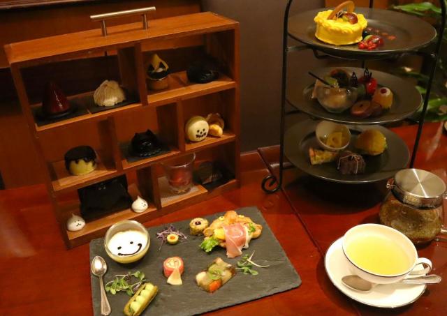 【たっぷり3時間】紅茶マイスター取得スタッフ選定の紅茶がおかわり自由。新橋駅すぐのホテルアフタヌーンティー、秋の新作を実食。