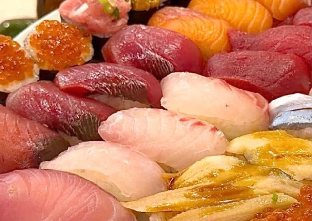 【新橋】「コスパ最強」寿司食べ放題が2200円！日曜限定サービスがお得。