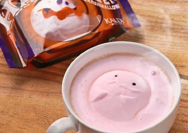 【カルディ特集】色が変わるソーダやおばけマシュマロも。子どもも喜ぶハロウィンドリンク＆ドリンク向け商品3選